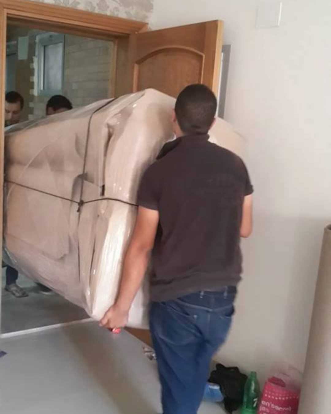 نقل اثاث بالمهندسين